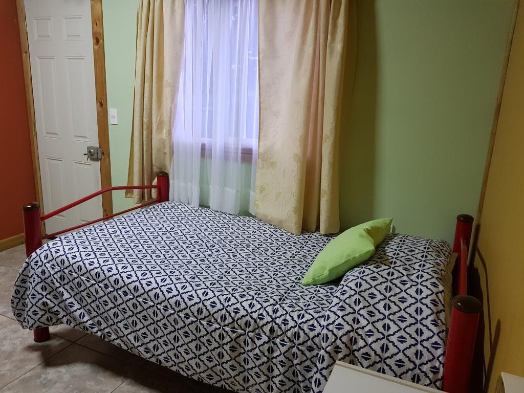 Hostal Aventura Austral Punta Arenas Bagian luar foto